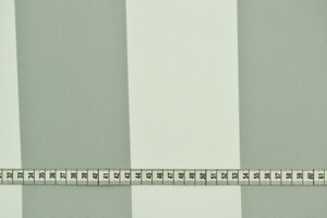 Tela rigida per tende da sole a righe bianco-grigio