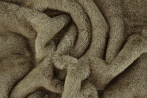 Pelliccia sintetica liscia pelo 1,5cm taupe