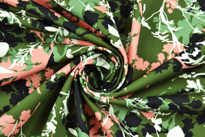 Gabardine di puro cotone verde oliva fantasia floreale
