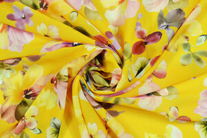 Georgette gialla a fiori