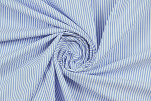 Seersucker a righe bianco e azzurro