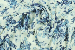 Georgette bianca a fiori blu