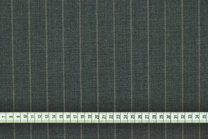 Fresco di pura lana tortora scuro gessato