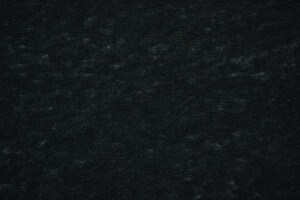 Maglia di lana cardata nera semi-trasparente