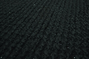 Misto lana nera con trecce in rilievo e lurex argento