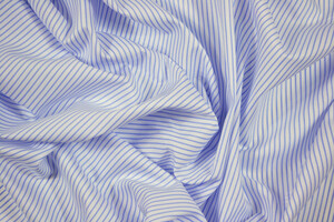 Popeline puro cotone camiceria bianco a righe azzurre