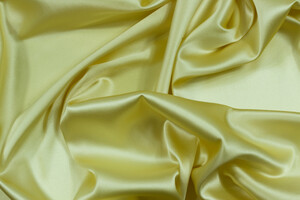 Raso di seta giallo chiaro stretch