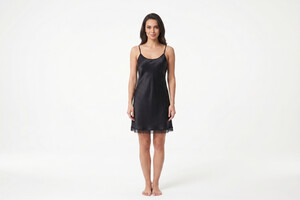 Raso di seta nero stretch
