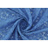 Pizzo cordonetto con lati smerlati, color blu ceruleo, tonalità tra il blu e l'azzurro.
